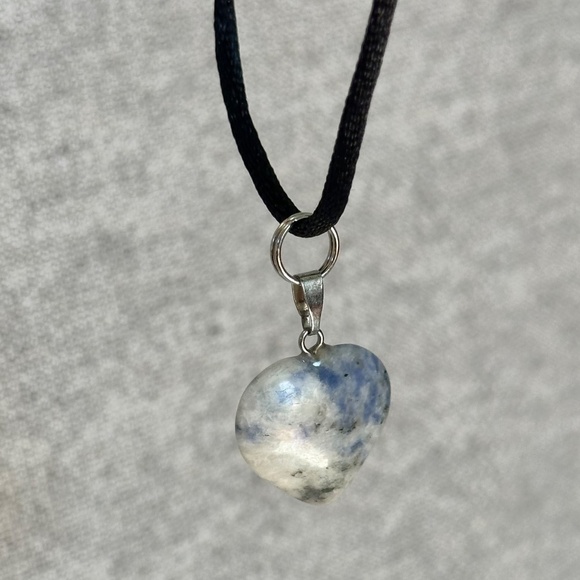 Natural Sodalite Heart Pendant Necklace - Picture 5 of 7